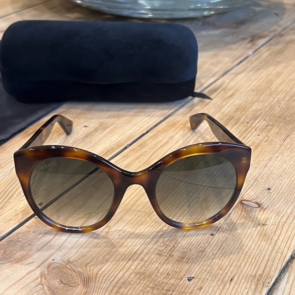 Gucci tortoise sunglasses
